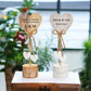 Holzherz auf Ständer 10x28x6 cm personalisiertes Geschenk