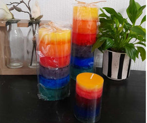 Regenbogen Kerze Stumpenform 15 cm