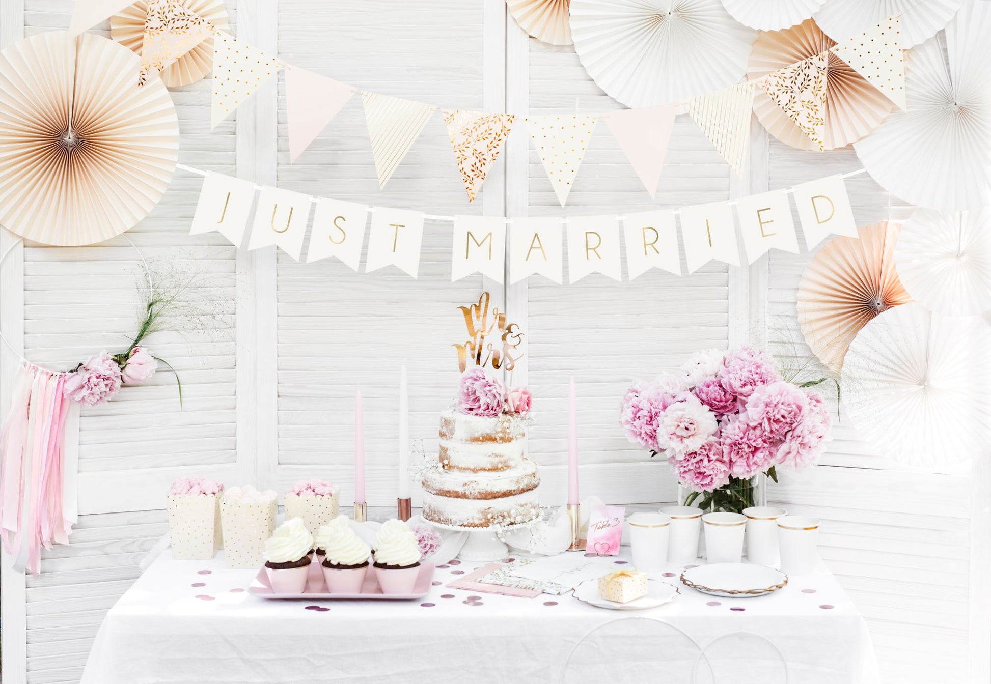 Banner Schriftzug "Just Married" golden