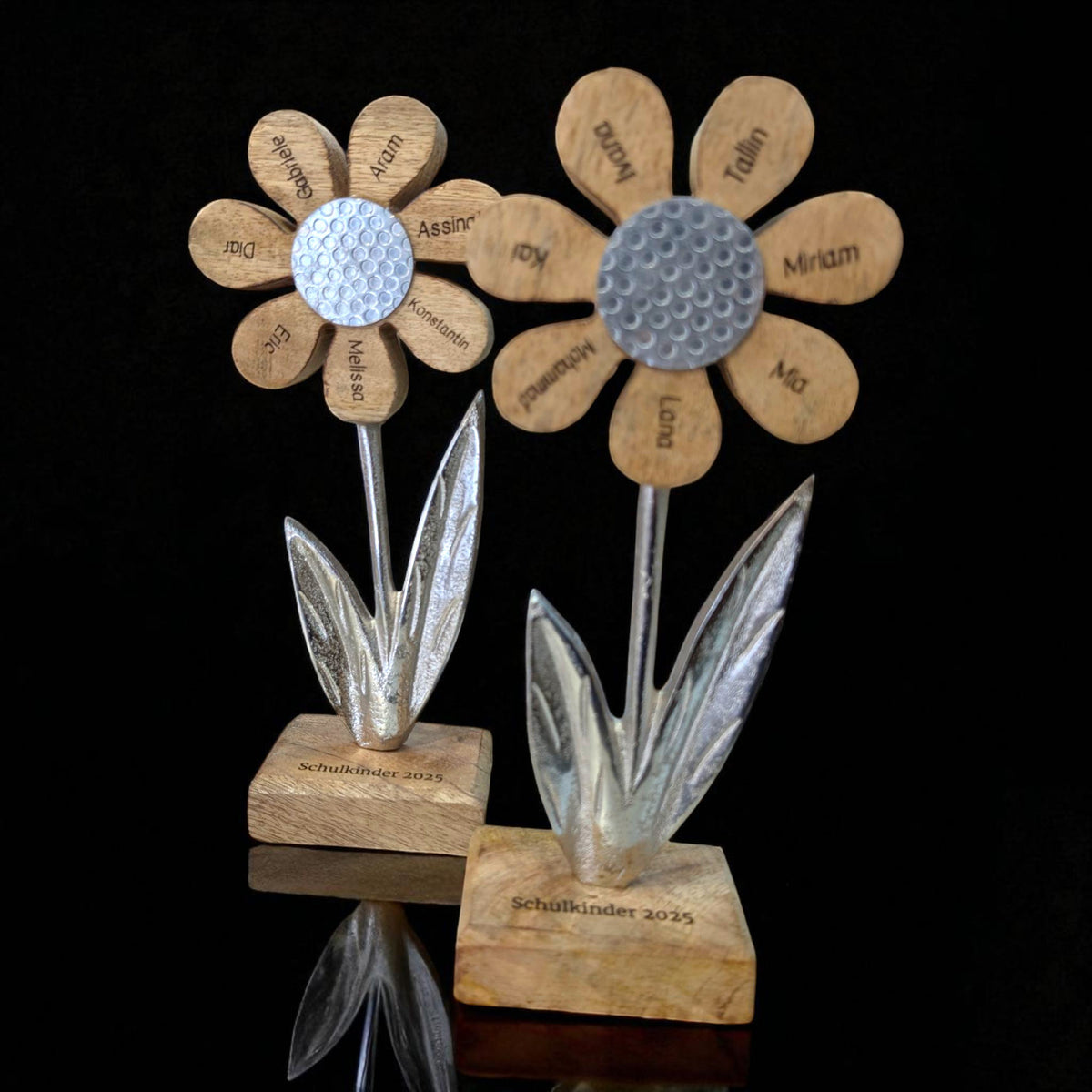 Blume aus Metall mit Holz Blüten zum Hinstellen 24cm groß