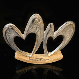 Deko Schaukel zwei silberne Herzen auf Holz 19cm | personalisiertes Geschenk