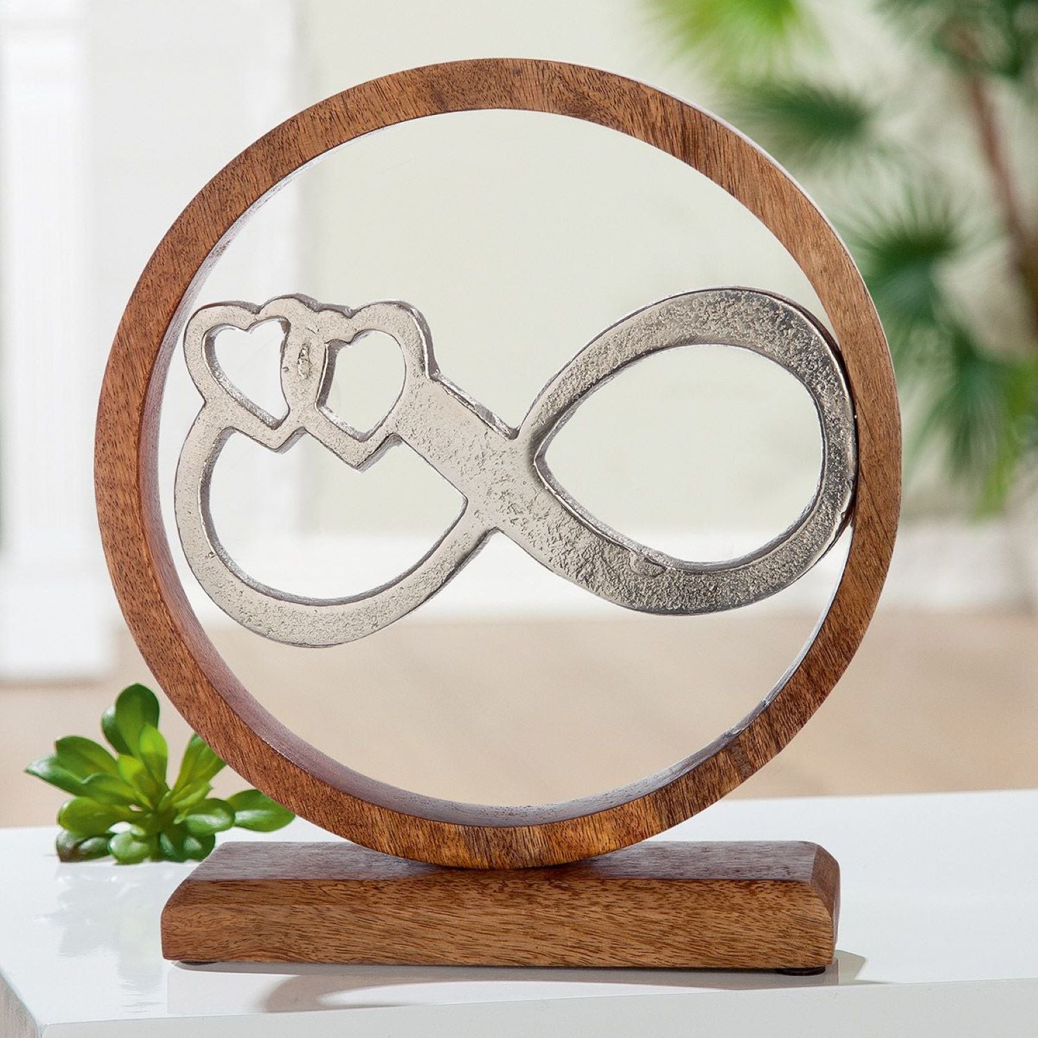 Deko Hochzeitsgeschenk Unendlichkeitszeichen im Holzkreis 26cm braun silber