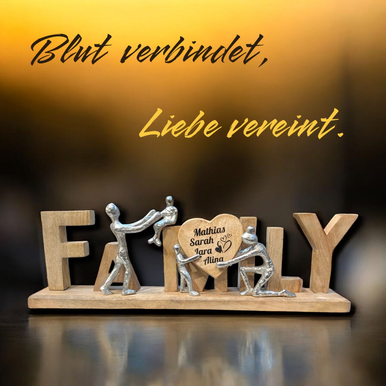 Deko mit Schriftzug "Family" 55x21 cm mit personalisiertem Holzherz