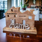 Holzhaus Schriftzug "Home" 24x21x7 cm personalisiertes Geschenk