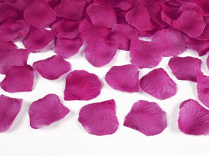 rosenblätter hochzeit dunkles pink