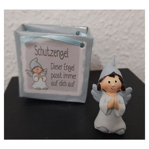 kleiner Schutzengel in Geschenktüte mit persönlicher Botschaft