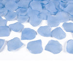 rosenblätter hochzeit himmelblau
