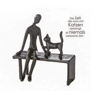 Skulptur Frau mit Katze