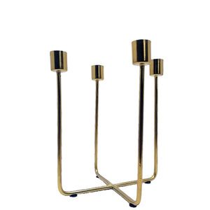 Goldene Stabkerzenhalter