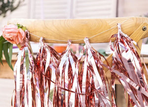 Quasten-Girlande DIY mit 12 Quasten rose gold