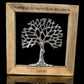 Wanddeko Metallherzen 20x20cm im gravierten Holzrahmen