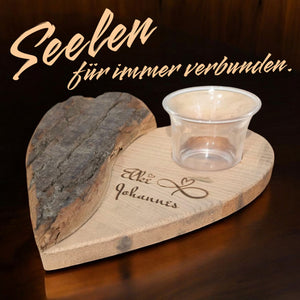 Herz Leuchter aus Holz mit Baumrinde und Teelichtglas personalisiert