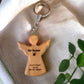Schlüsselanhänger Engel 5 cm aus Olivenholz personalisiertes Geschenk