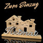 personalisiertes Holzhaus Deko mit Schriftzug "Heimat" 40x23x5 cm