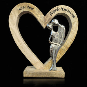 personalisiertes Liebespaar im Holzherz 24x27x5 cm Hochzeitsgeschenk