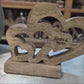 Herz Ensemble auf Holzfuß mit zwei Namen, 15 cm
