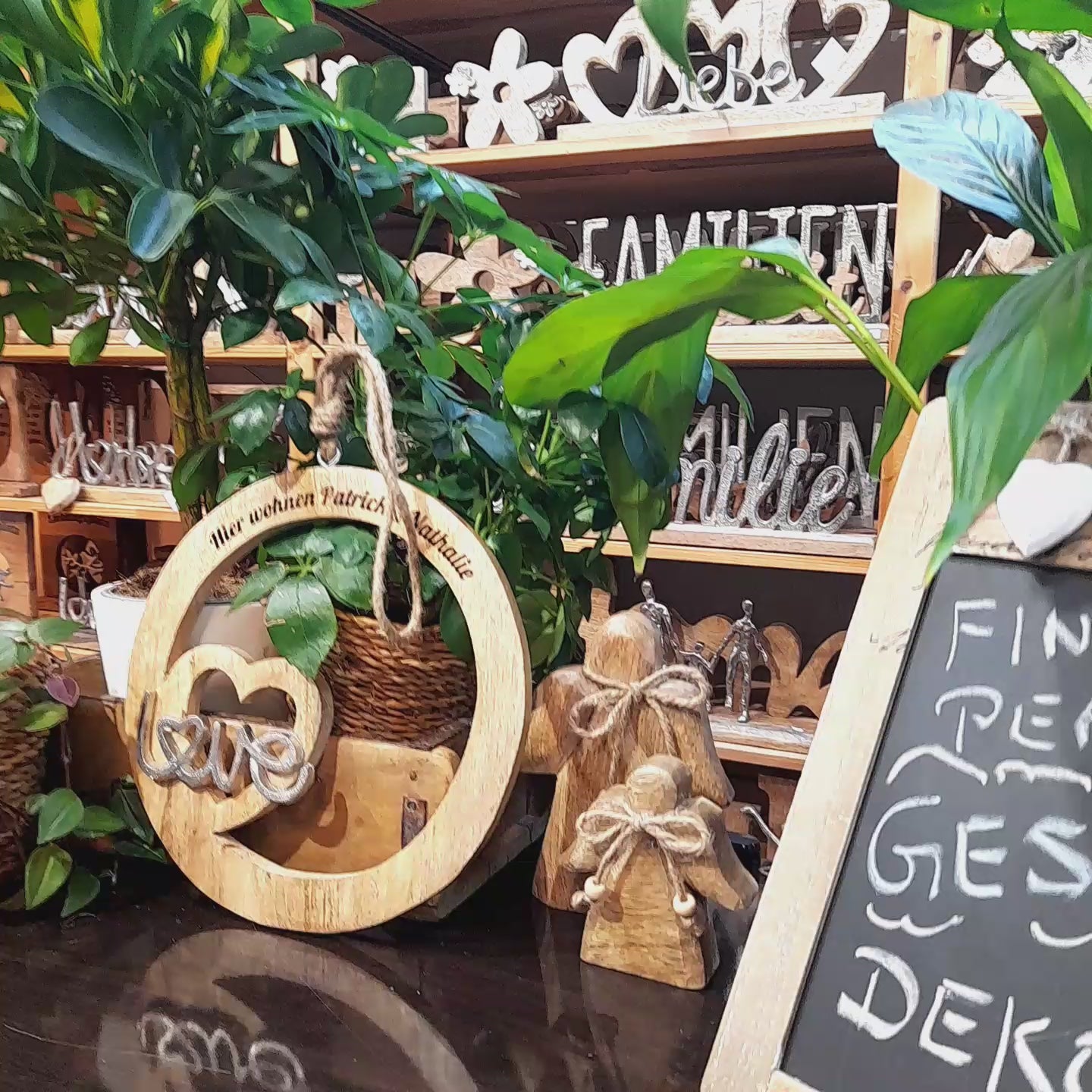 Wanddeko Holzkreis "Love" 22cm als Türschild oder Wanddeko mit Gravur