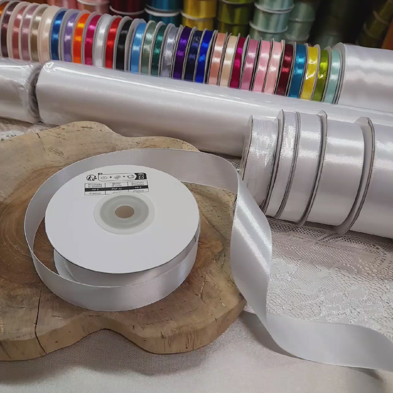 Satinband 25 mm x 25 m Weiß